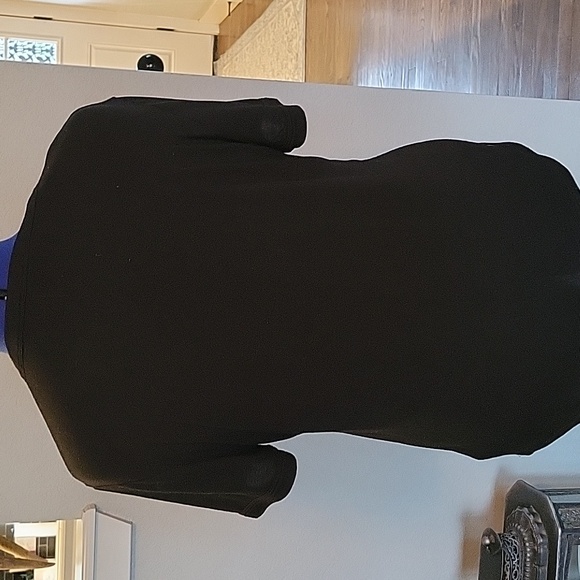 🍾 "More bubbles less troubles" tee - Picture 5 of 10